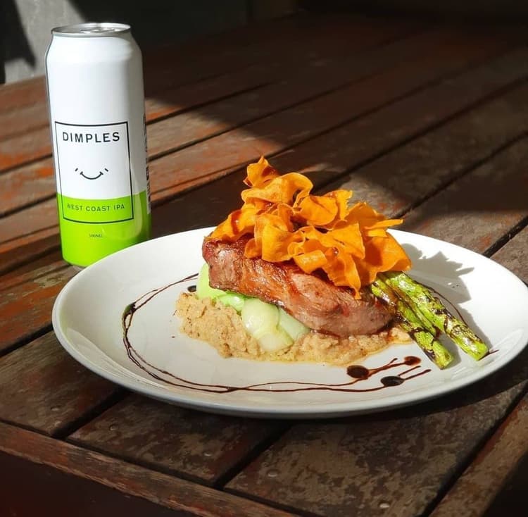 $30 SUNDAY ROAST MEAL | Happy Hour Drinks & Specials