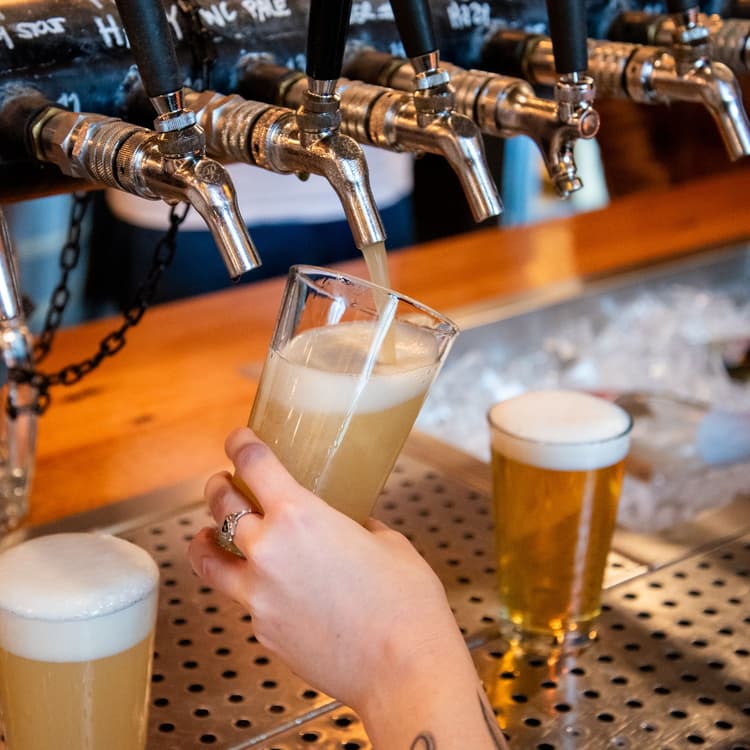 $8 Happy Hour Pint | Happy Hour Drinks & Specials