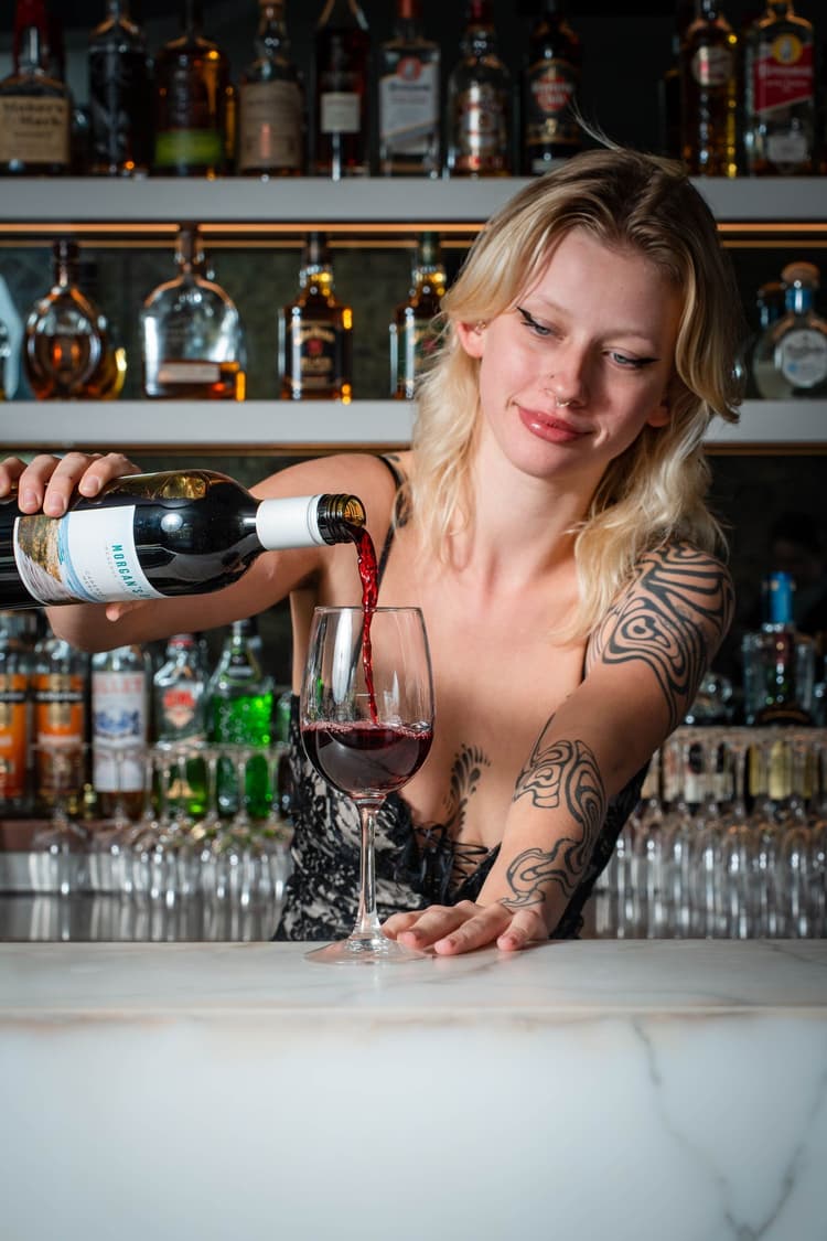 $7 Happy Hour | Happy Hour Drinks & Specials