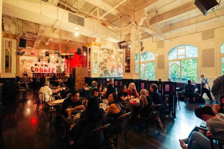 OFFICIAL COMEDY FESTIVAL PARTNER | Happy Hour Drinks & Specials