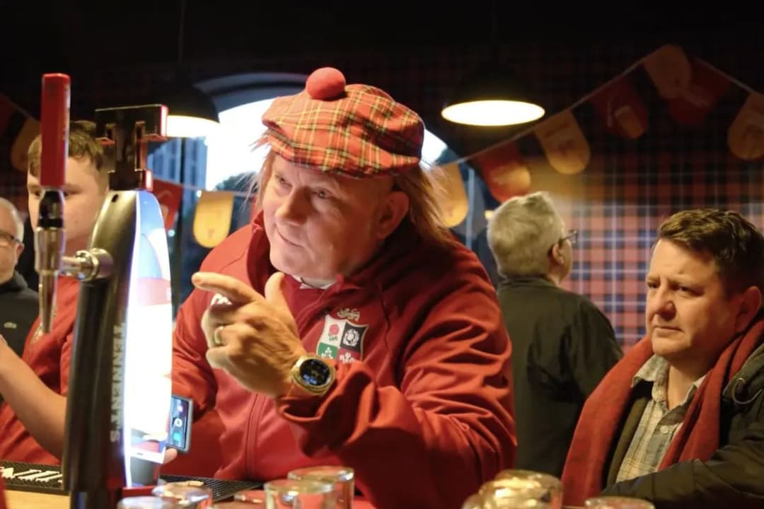 Top 5 Happy Hours in Docklands | Happy Hour Drinks & Specials