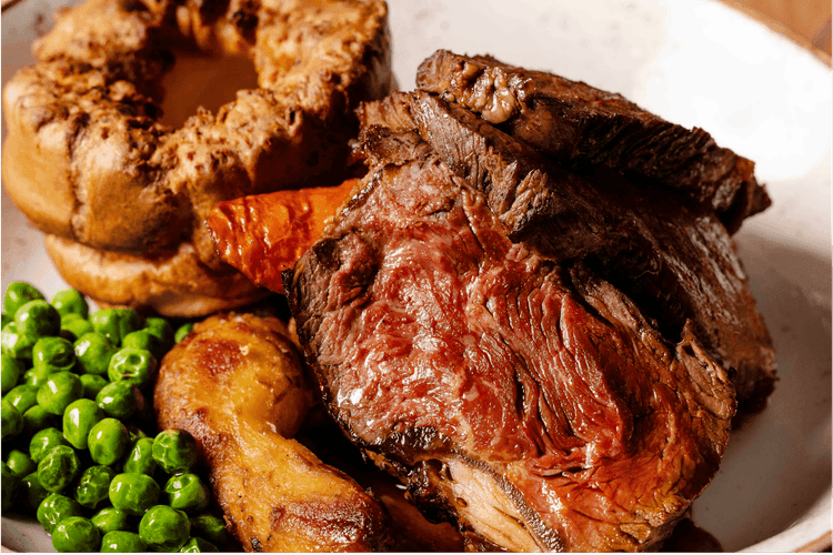 Sunday Roast with all the Trimmings! | Happy Hour Drinks & Specials