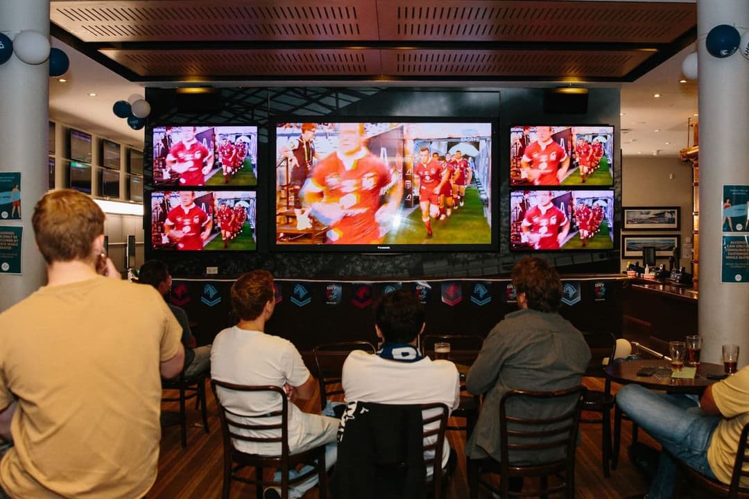 Top 5 Sports Bar Happy Hours Sydney | Happy Hour Drinks & Specials