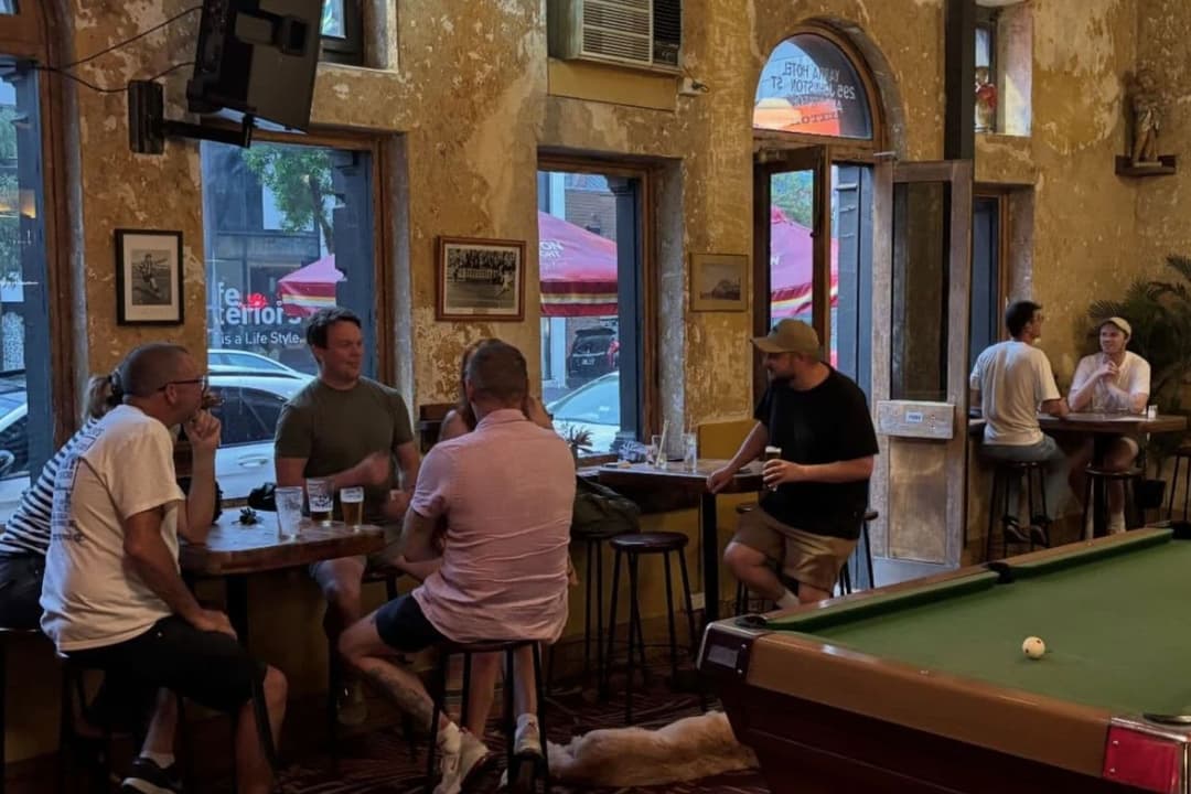 Top 10 Happy Hours Melbourne East | Happy Hour Drinks & Specials