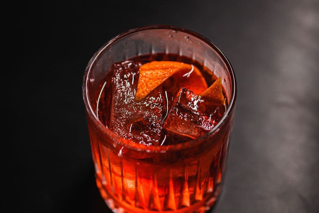 Top 10 Happy Hours in Newtown | Happy Hour Drinks & Specials