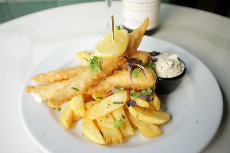Meal Deals | Happy Hour Drinks & Specials