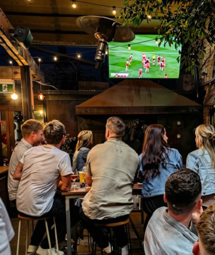 Footy Happy Hours $8 Pints | Happy Hour Drinks & Specials
