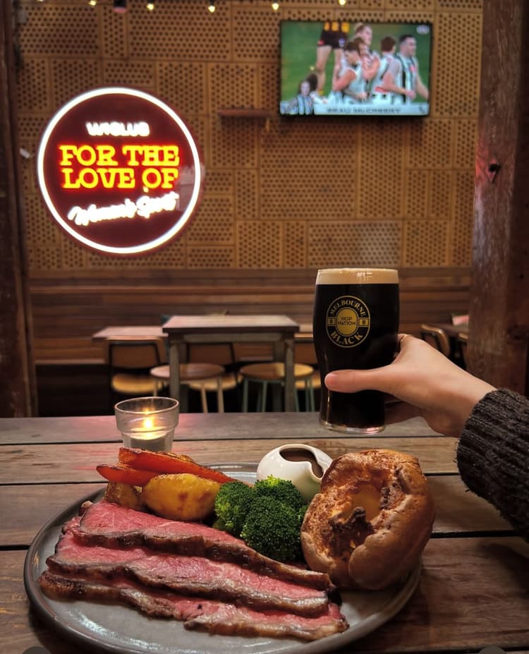 SUNDAY ROAST PINTS HOP NATION MELBOURNE BLACK $10 | Happy Hour Drinks & Specials